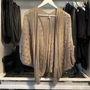 Forever 21 Taupe/Tan Batwing Cardigan Size Small